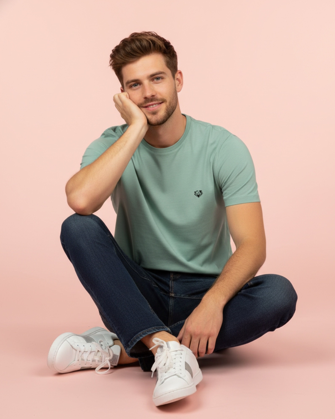 KA UNiKAT Limited Unisex Essential T-Shirt aus Bio-Baumwolle in verschiedenen Farben