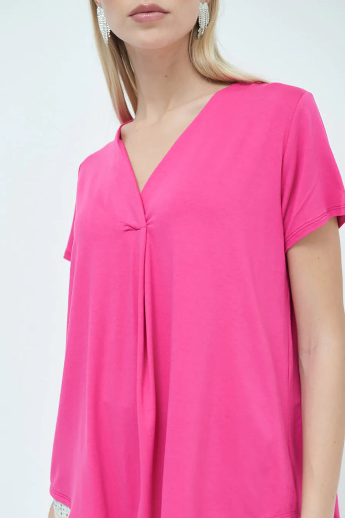 Oversized Shirt mit V-Ausschnitt aus Viskose