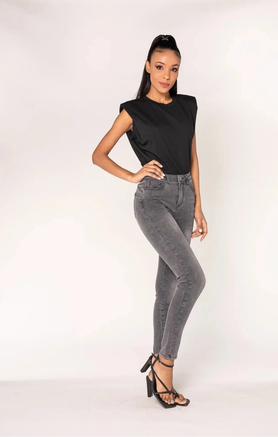 Skinny Jeans Push Up - grau