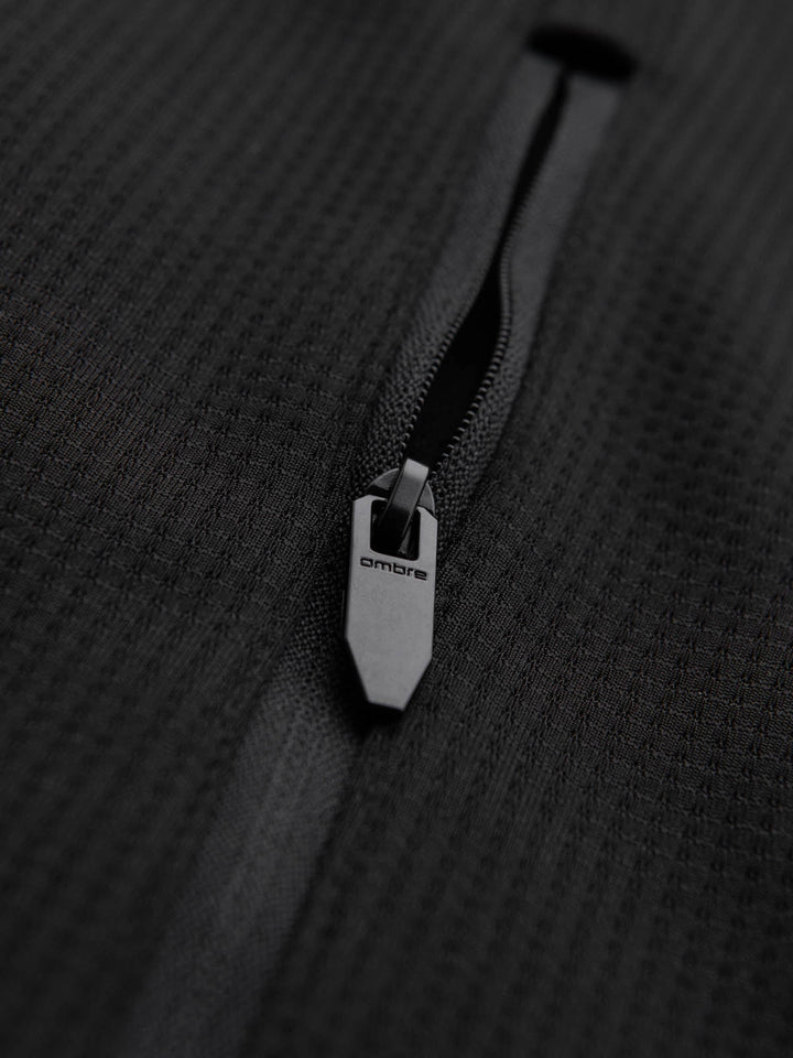 Steppjacke mit Kapuze - schwarz