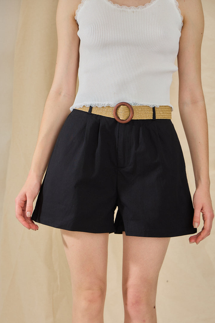 High Waist Shorts mit Gürtel